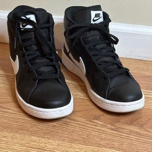 Women’s Nike court royale 2 mid shoes high top size 9
